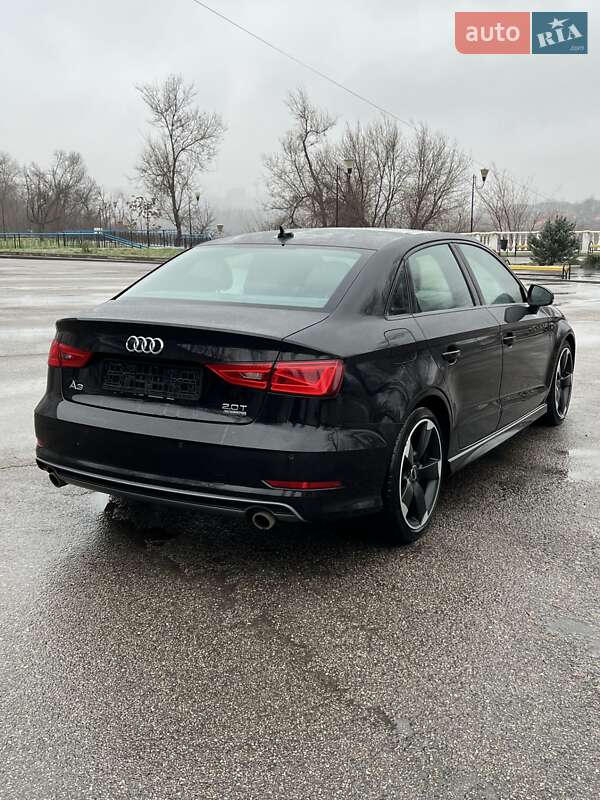 Седан Audi A3 2016 в Кривом Роге