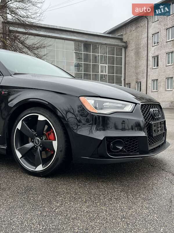 Седан Audi A3 2016 в Кривом Роге