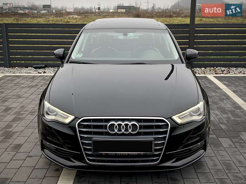 Седан Audi A3 2016 в Мукачево