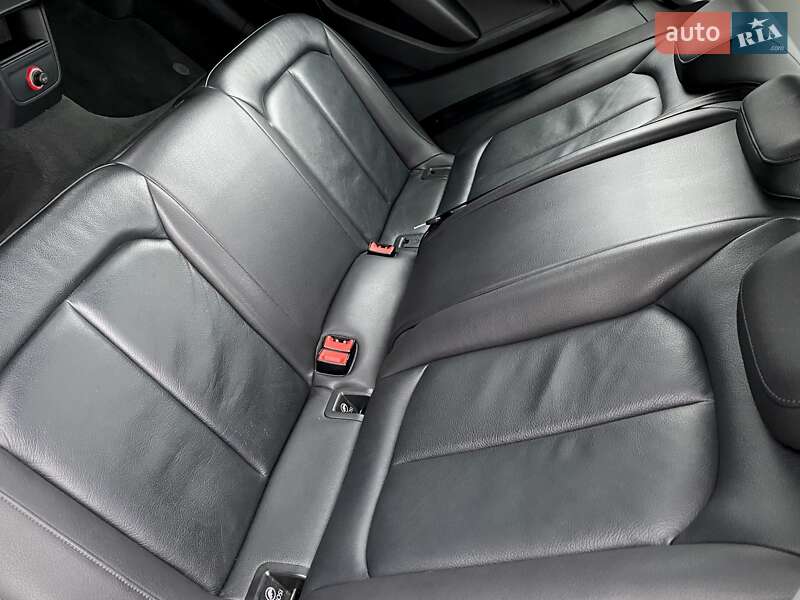 Седан Audi A3 2016 в Мукачево