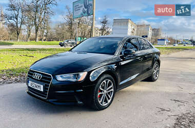 Седан Audi A3 2014 в Кропивницком