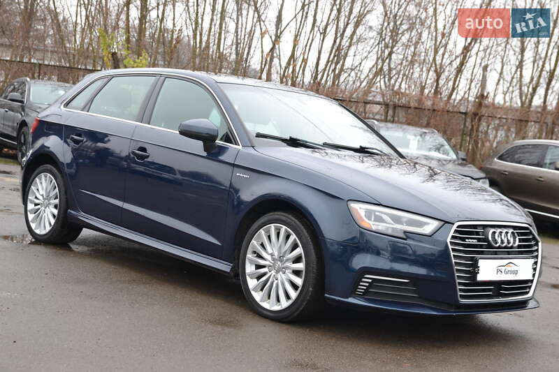 Хэтчбек Audi A3 2017 в Луцке фото 5 Хэтчбек Audi A3 2017 в Луцке