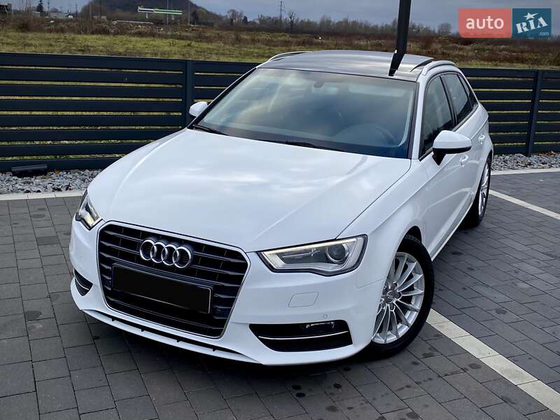 Хэтчбек Audi A3 2016 в Мукачево
