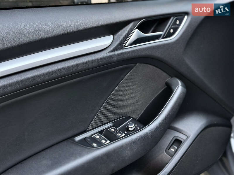 Седан Audi A3 2018 в Киеве фото 27 Седан Audi A3 2018 в Киеве