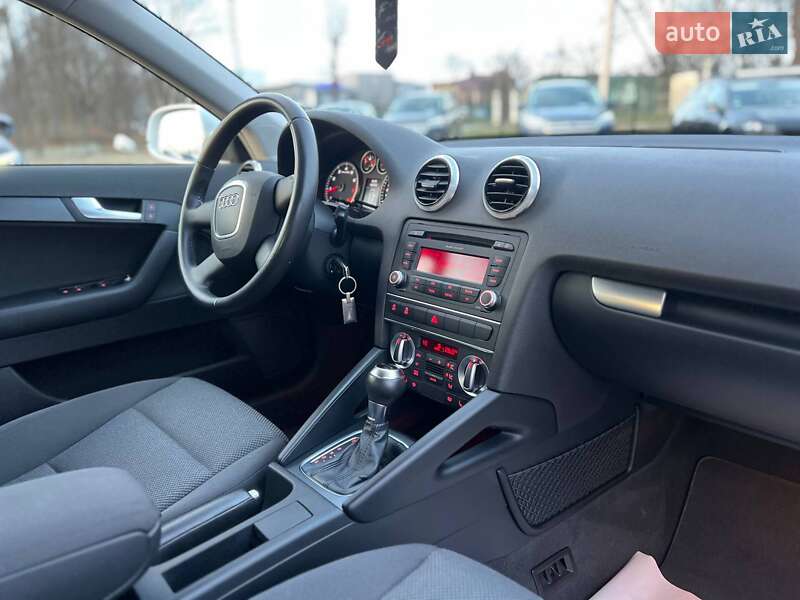 Хэтчбек Audi A3 2012 в Стрые фото 16 Хэтчбек Audi A3 2012 в Стрые