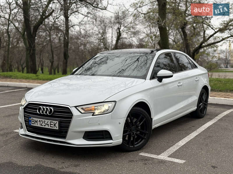 Седан Audi A3 2014 в Одесі фото Седан Audi A3 2014 в Одесі
