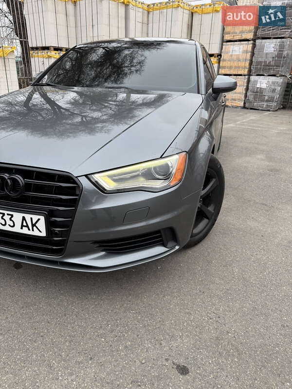 Седан Audi A3 2014 в Днепре