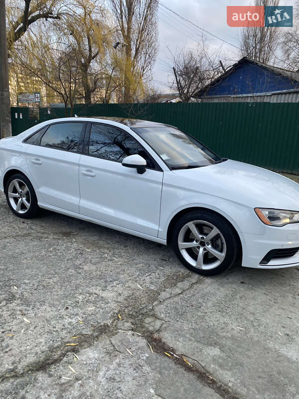 Седан Audi A3 2014 в Києві фото 5 Седан Audi A3 2014 в Києві