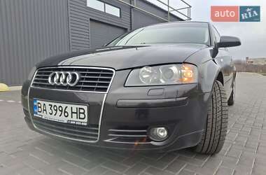 Хэтчбек Audi A3 2004 в Кропивницком