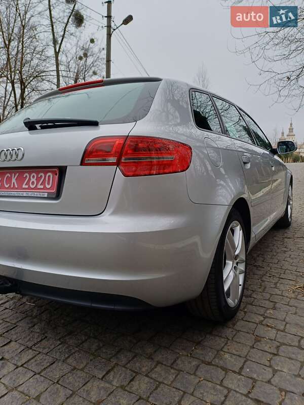 Хэтчбек Audi A3 2012 в Черновцах фото 5 Хэтчбек Audi A3 2012 в Черновцах