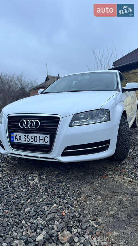 Хэтчбек Audi A3 2013 в Харькове фото Хэтчбек Audi A3 2013 в Харькове