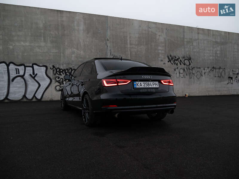 Седан Audi A3 2016 в Львове