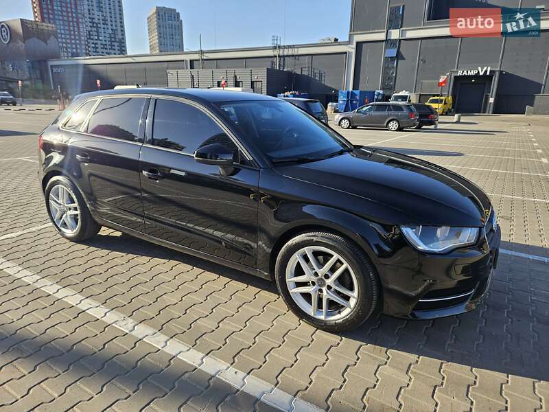 Хэтчбек Audi A3 2014 в Киеве фото 2 Хэтчбек Audi A3 2014 в Киеве