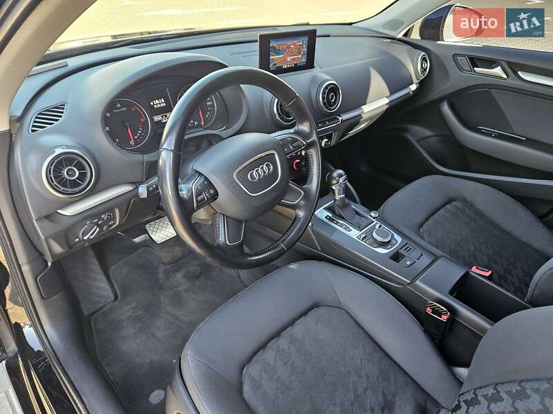 Хэтчбек Audi A3 2014 в Киеве фото 8 Хэтчбек Audi A3 2014 в Киеве