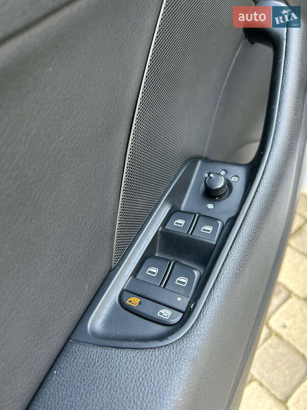 Седан Audi A3 2014 в Хмельницком