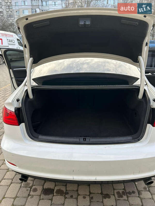 Седан Audi A3 2014 в Хмельницком