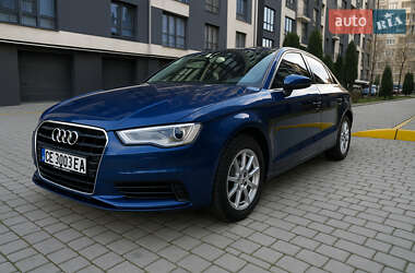 Седан Audi A3 2015 в Івано-Франківську