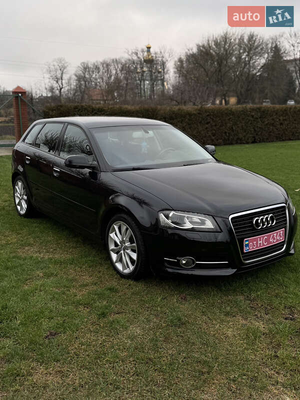 Хэтчбек Audi A3 2011 в Луцке фото 4 Хэтчбек Audi A3 2011 в Луцке