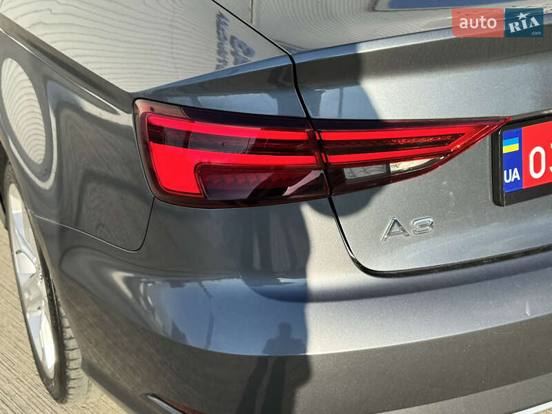 Седан Audi A3 2017 в Черновцах