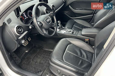 Седан Audi A3 2015 в Балаклее