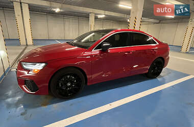 Седан Audi A3 2022 в Ужгороде