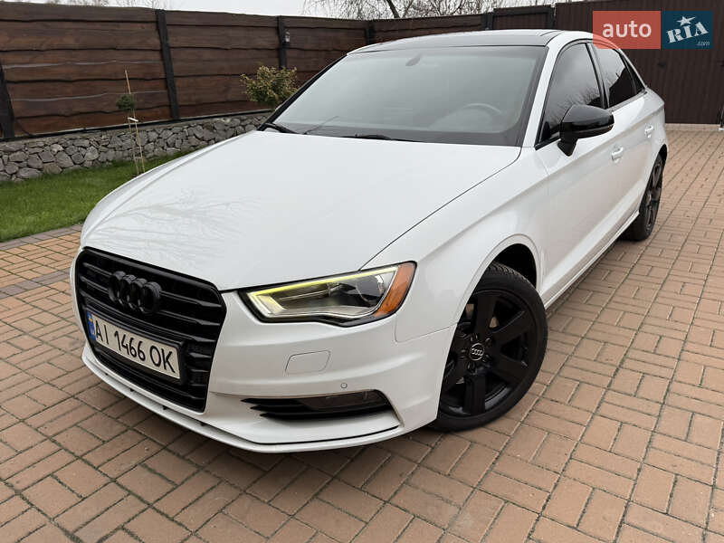 Седан Audi A3 2015 в Киеве