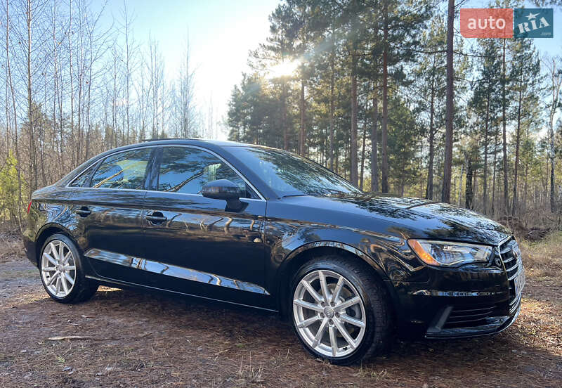 Седан Audi A3 2014 в Киеве