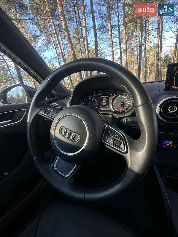 Седан Audi A3 2014 в Киеве