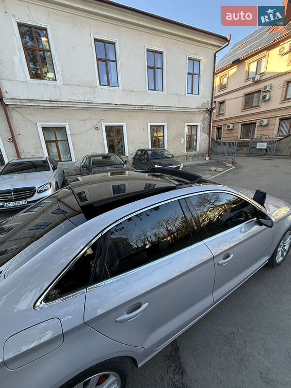 Седан Audi A3 2013 в Ивано-Франковске
