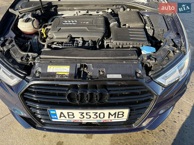 Седан Audi A3 2016 в Коростене