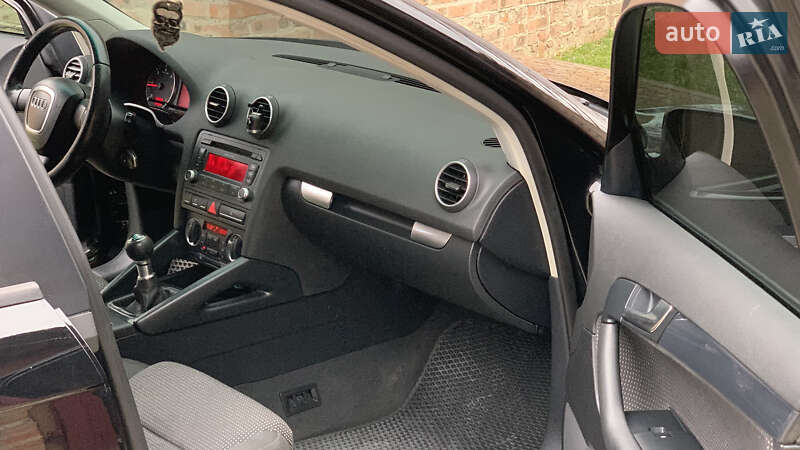 Хэтчбек Audi A3 2007 в Луцке