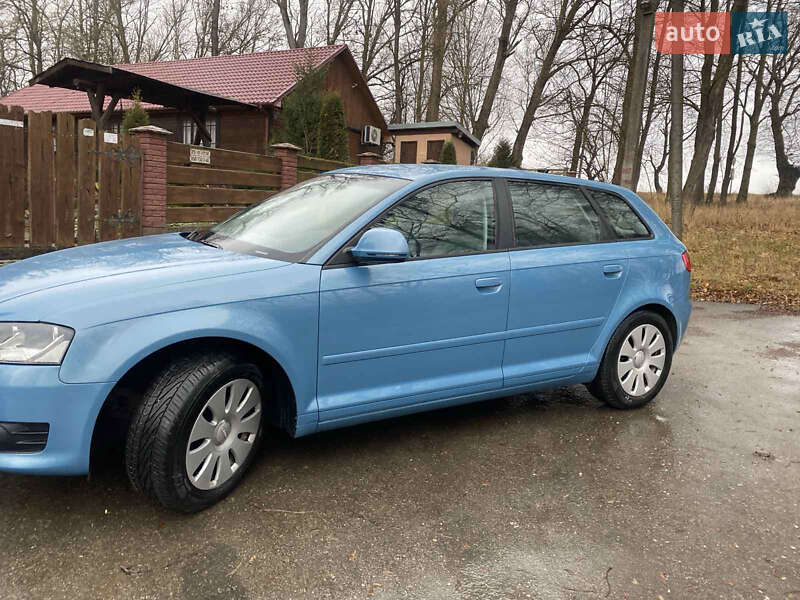 Хэтчбек Audi A3 2009 в Борщеве