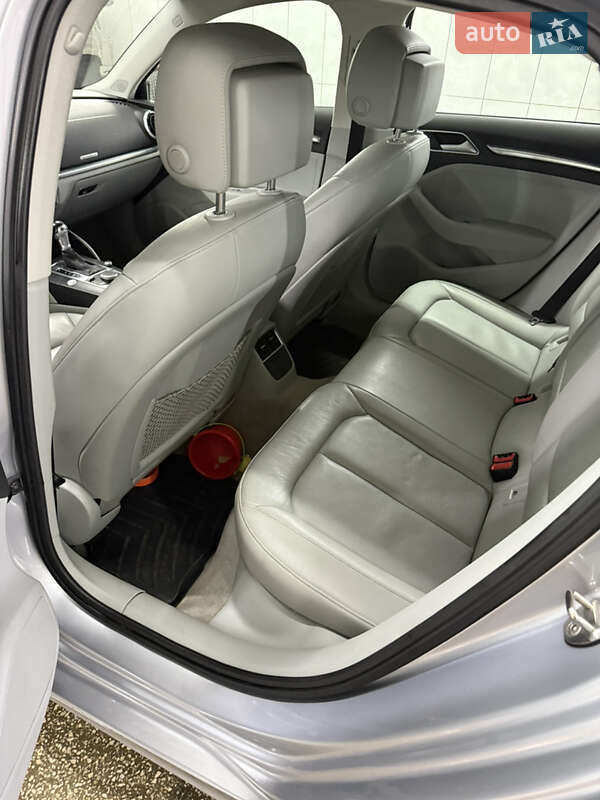 Седан Audi A3 2016 в Харькове фото 3 Седан Audi A3 2016 в Харькове