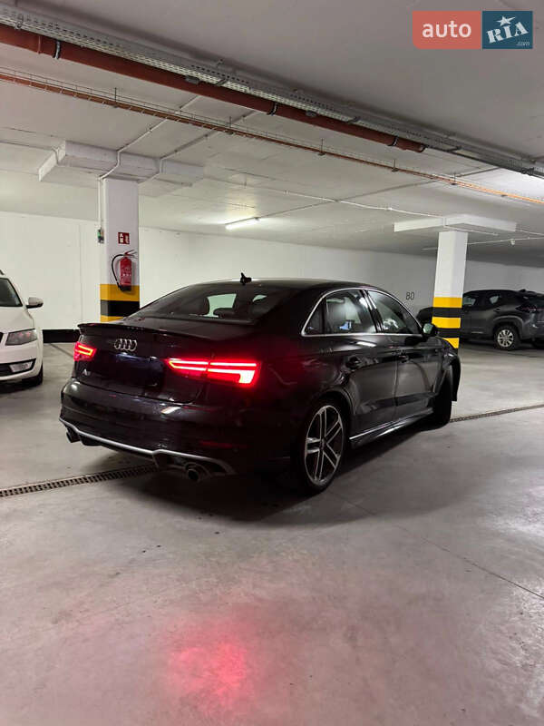 Седан Audi A3 2018 в Виннице
