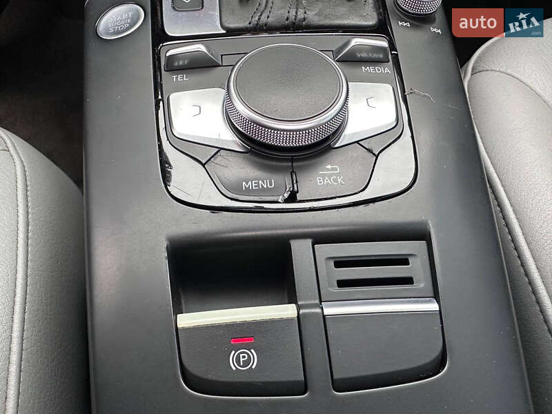 Седан Audi A3 2019 в Киеве