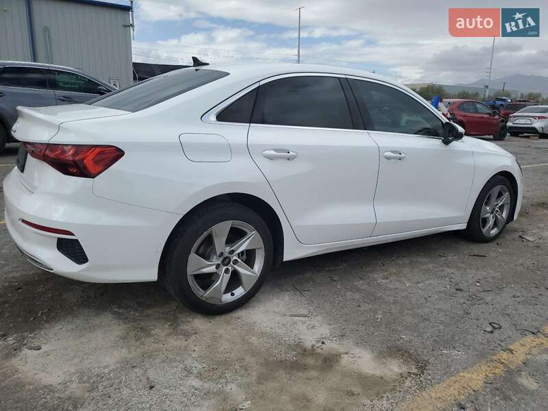 Седан Audi A3 2022 в Львове