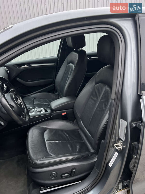 Седан Audi A3 2015 в Киеве