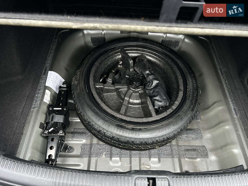 Седан Audi A3 2015 в Киеве