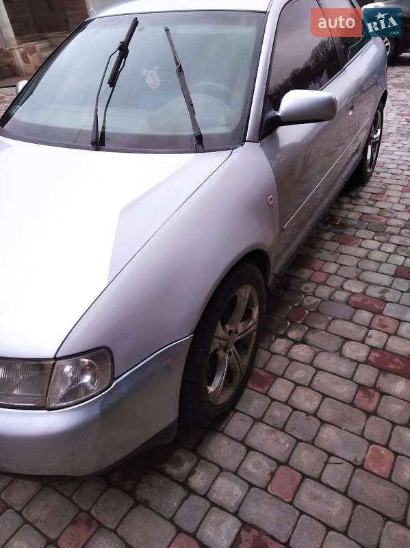 Хэтчбек Audi A3 1997 в Тернополе