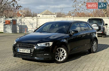 Хэтчбек Audi A3 2015 в Одессе