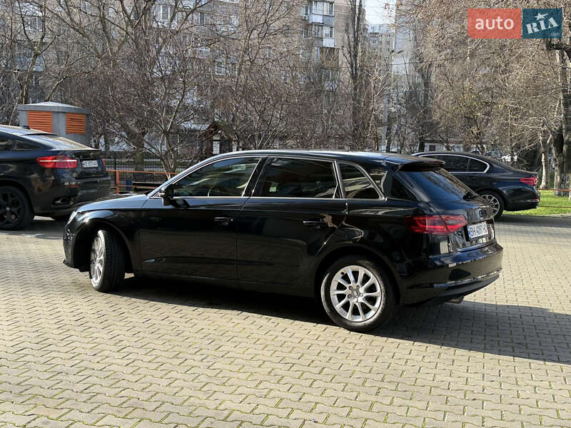 Хэтчбек Audi A3 2015 в Одессе фото 8 Хэтчбек Audi A3 2015 в Одессе