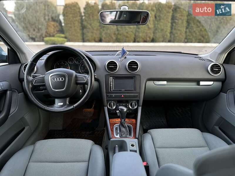 Хэтчбек Audi A3 2010 в Луцке
