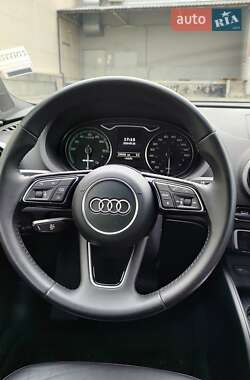 Хэтчбек Audi A3 2016 в Львове