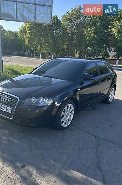 Хэтчбек Audi A3 2004 в Первомайске
