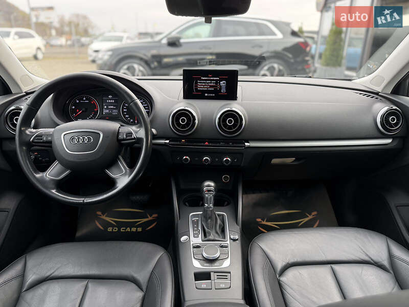 Хэтчбек Audi A3 2015 в Мукачево