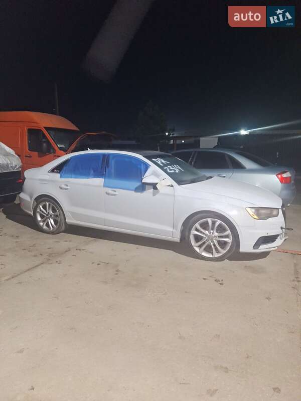 Седан Audi A3 2014 в Киеве
