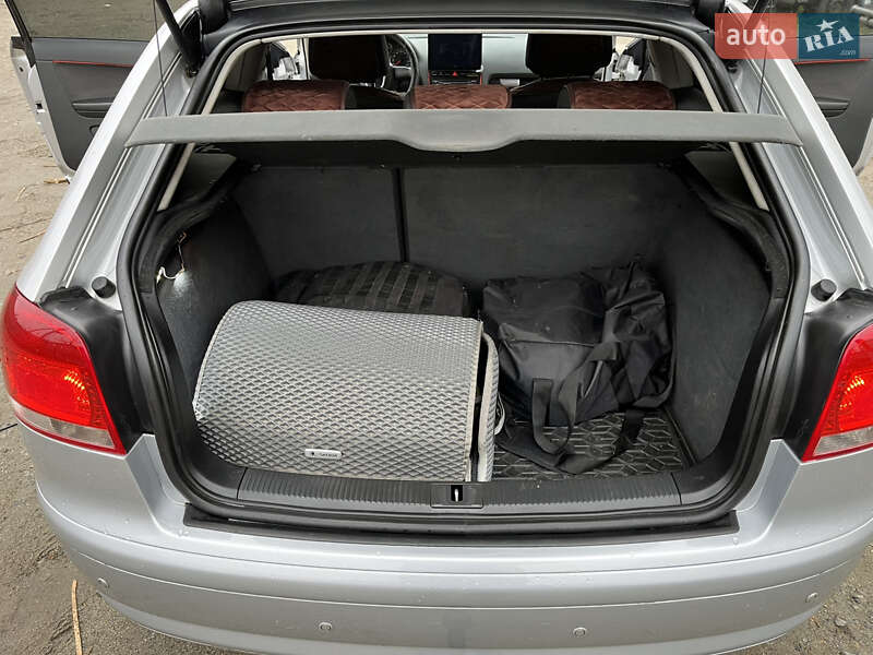 Хэтчбек Audi A3 2005 в Вышгороде