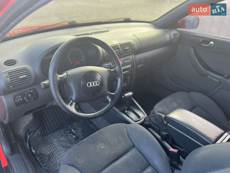 Хэтчбек Audi A3 1998 в Одессе