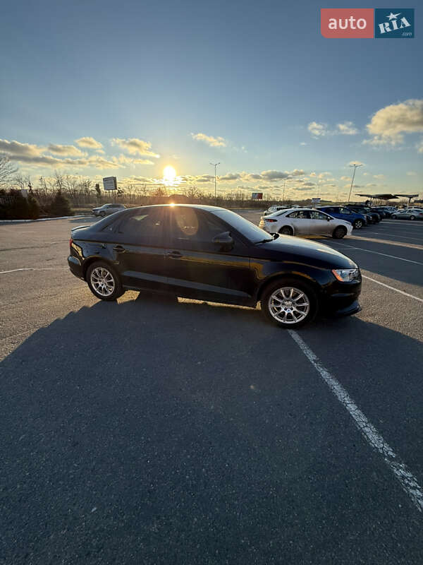 Седан Audi A3 2014 в Полтаве