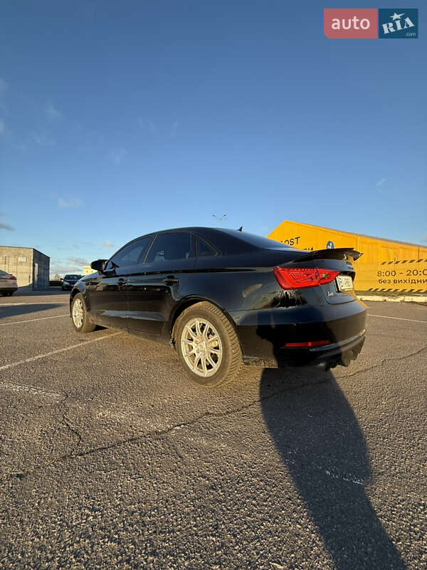 Седан Audi A3 2014 в Полтаве